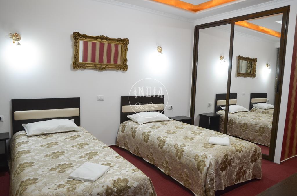 Motel - Restaurant Leon Bacau Room photo