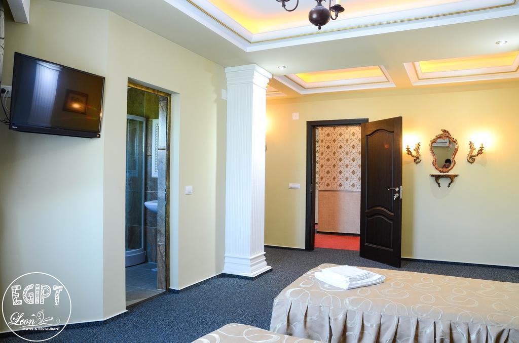 Motel - Restaurant Leon Bacau Room photo